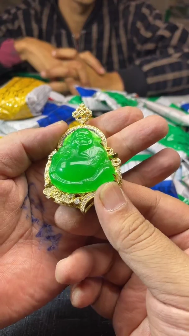 林子收货时尚吊坠DW128