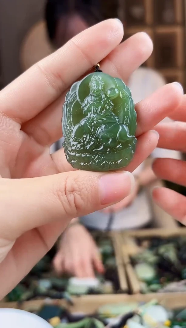 颈饰未镶嵌和田玉拍一发一，多样性发货