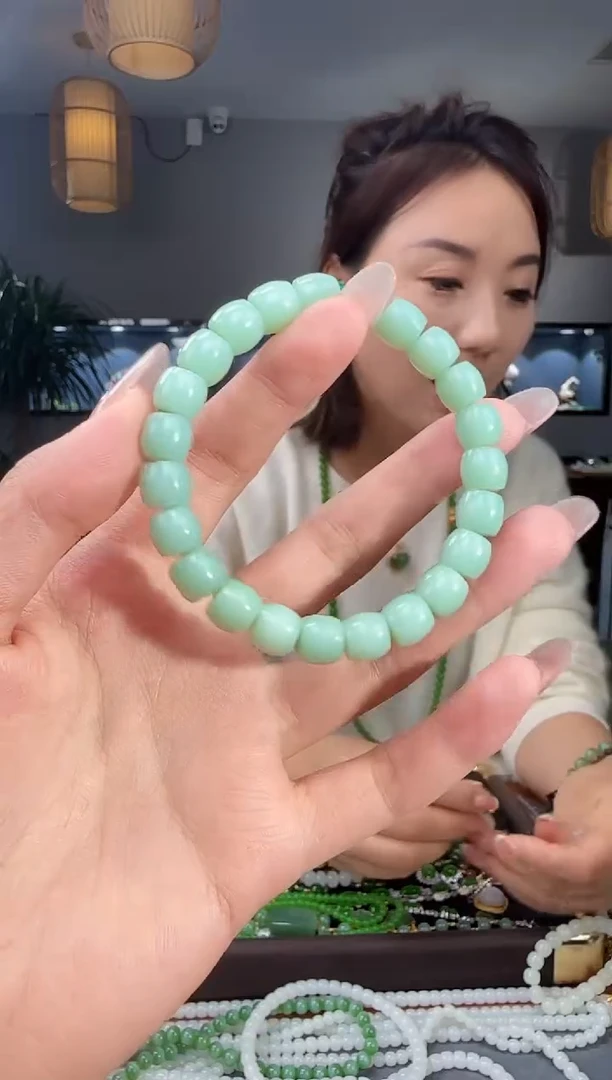 未镶嵌手链和田玉1