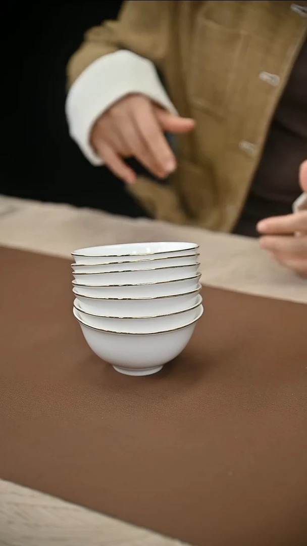 陶瓷碗4.5寸金边7件