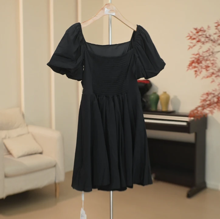DS051 中长款显瘦方领抽褶黑色连衣裙女 101062LQ030