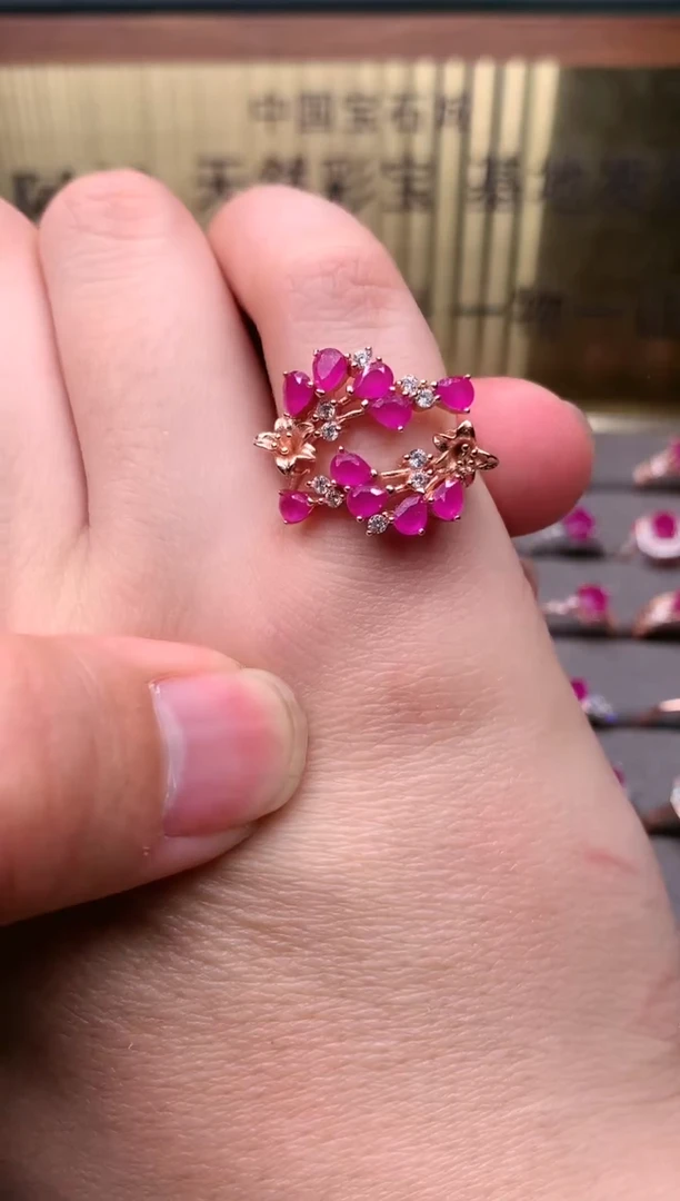 【闪购商品】红宝石戒指银S925镶嵌........