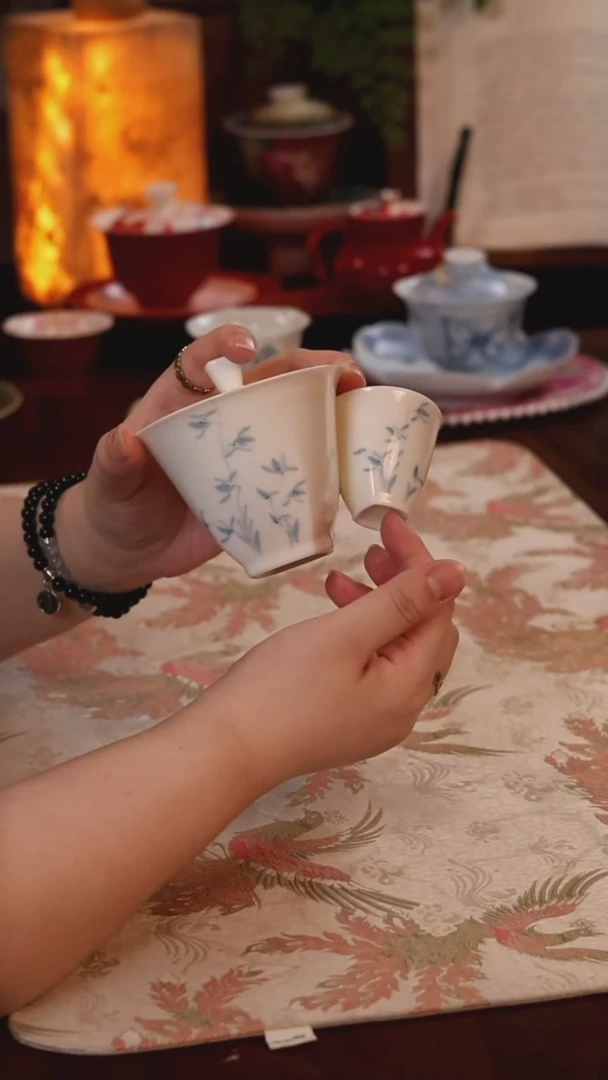青花玉兰盖碗+杯 哈哈哈