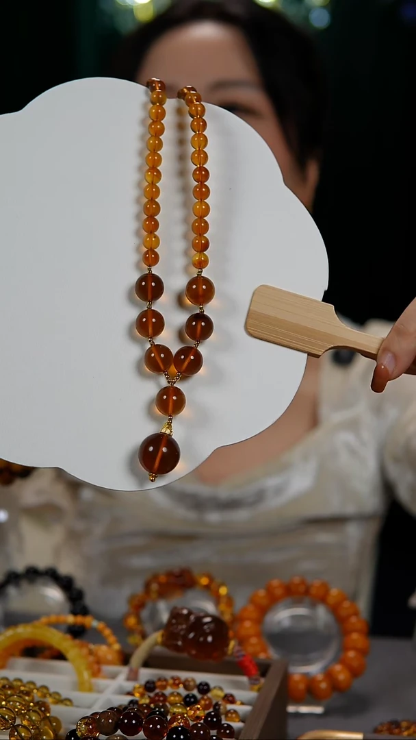 琥珀颈饰未镶嵌灵草珀项链