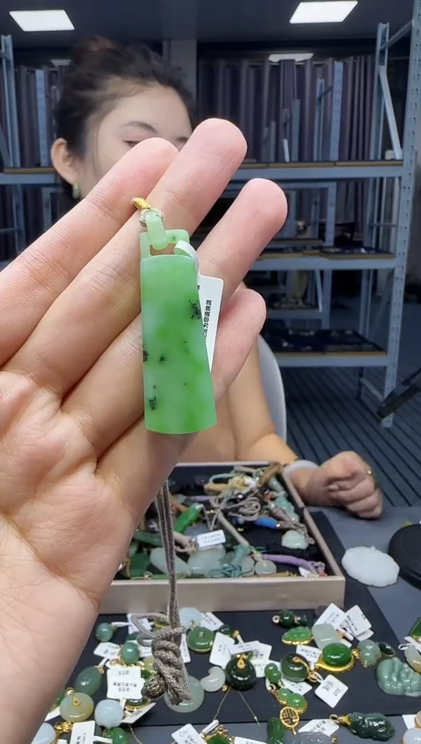 和田玉未镶嵌挂件1