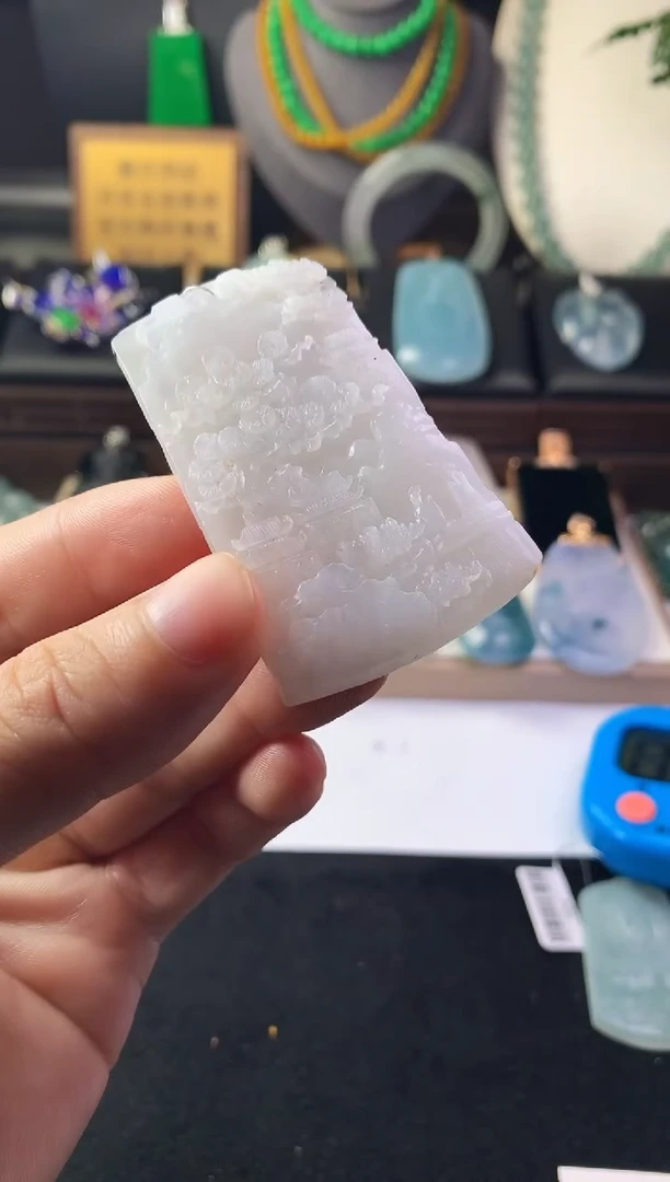 未镶嵌定制翡翠风**浪毛货不退不换