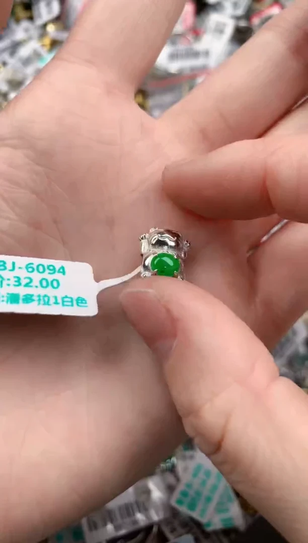 未镶嵌戒指翡翠15     8