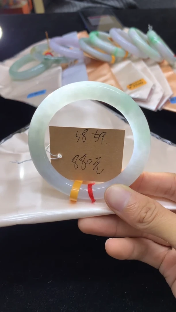 未镶嵌手镯翡翠（48小时鉴赏期）