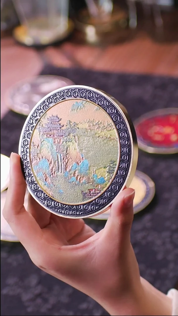 壹藏贰宝千里江山图案铜圈杯垫一片