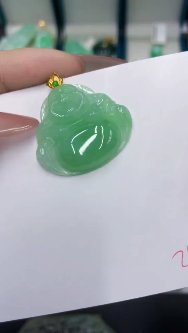 颈饰18K金镶嵌翡翠11111