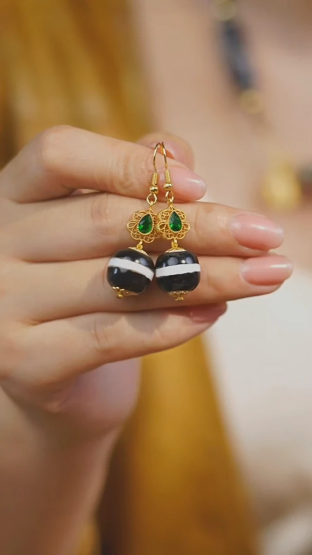 玛瑙/玉髓耳环未镶嵌多样性发其一