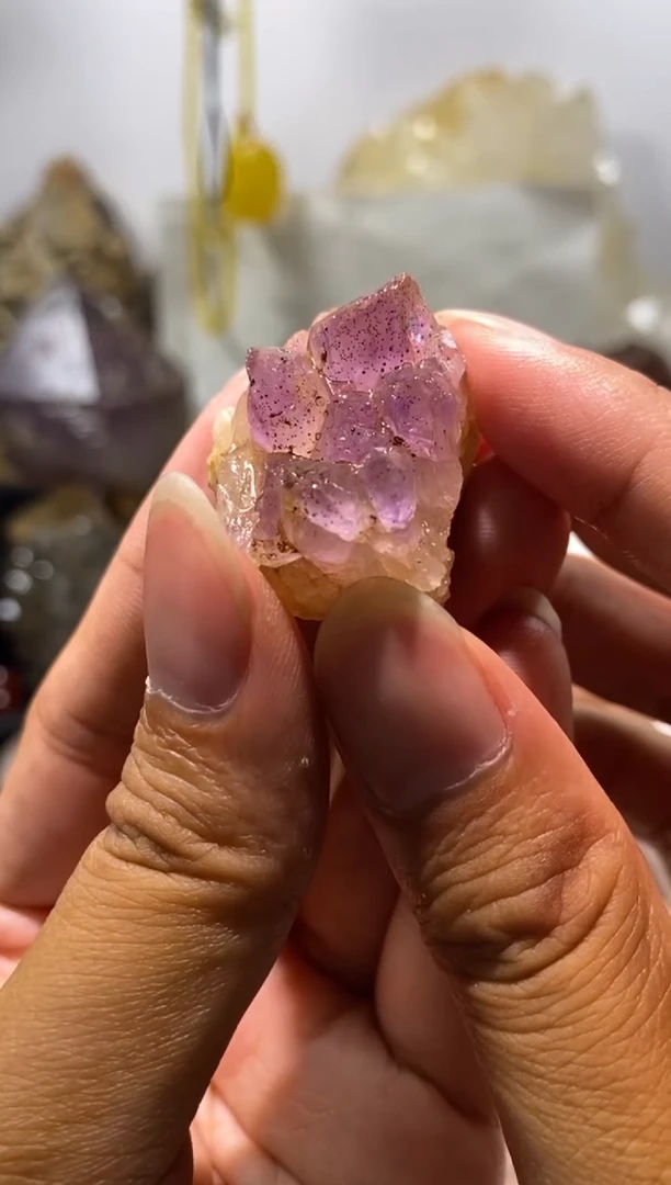 水晶珠宝半成品未镶嵌84号四川花园超七粉晶花