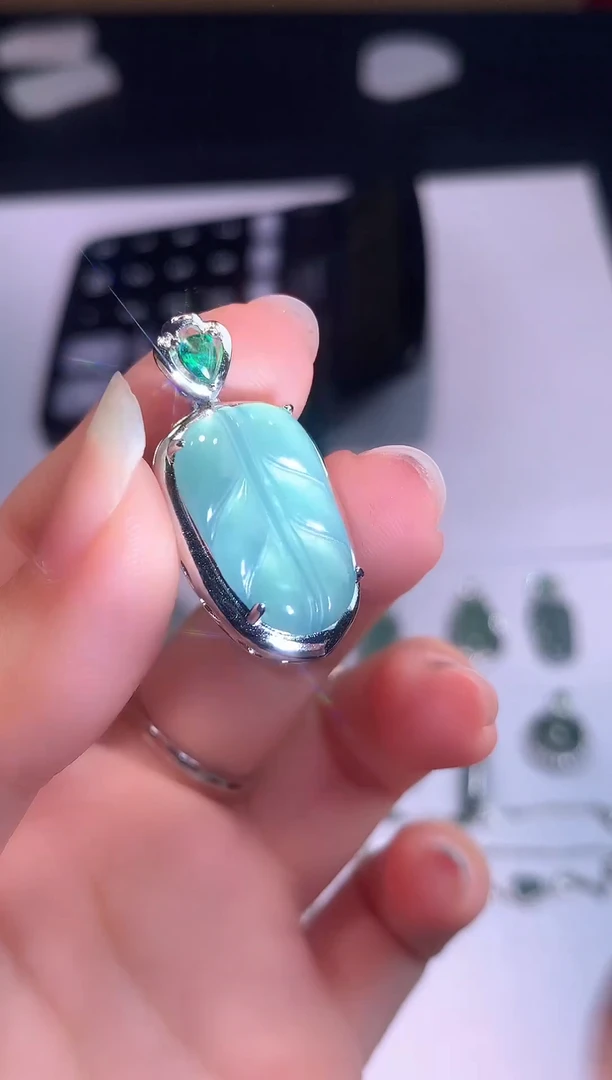 颈饰未镶嵌翡翠0芹0翡翠珠宝763