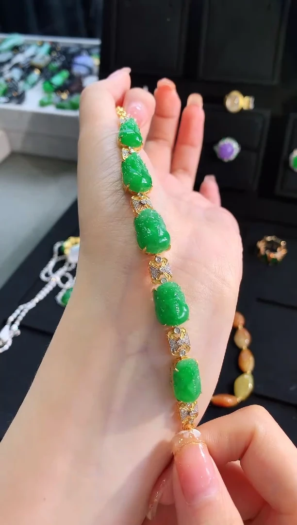 【闪购商品】翡翠手链18K金镶嵌手饰