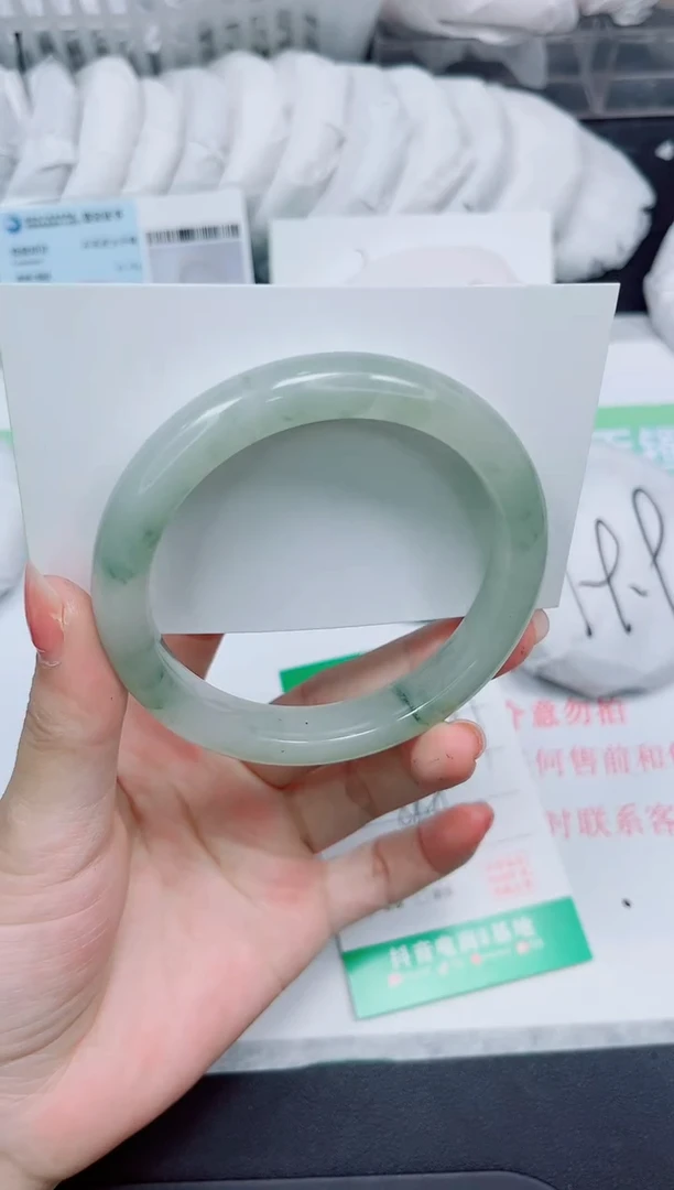 石英质玉手镯未镶嵌187-59