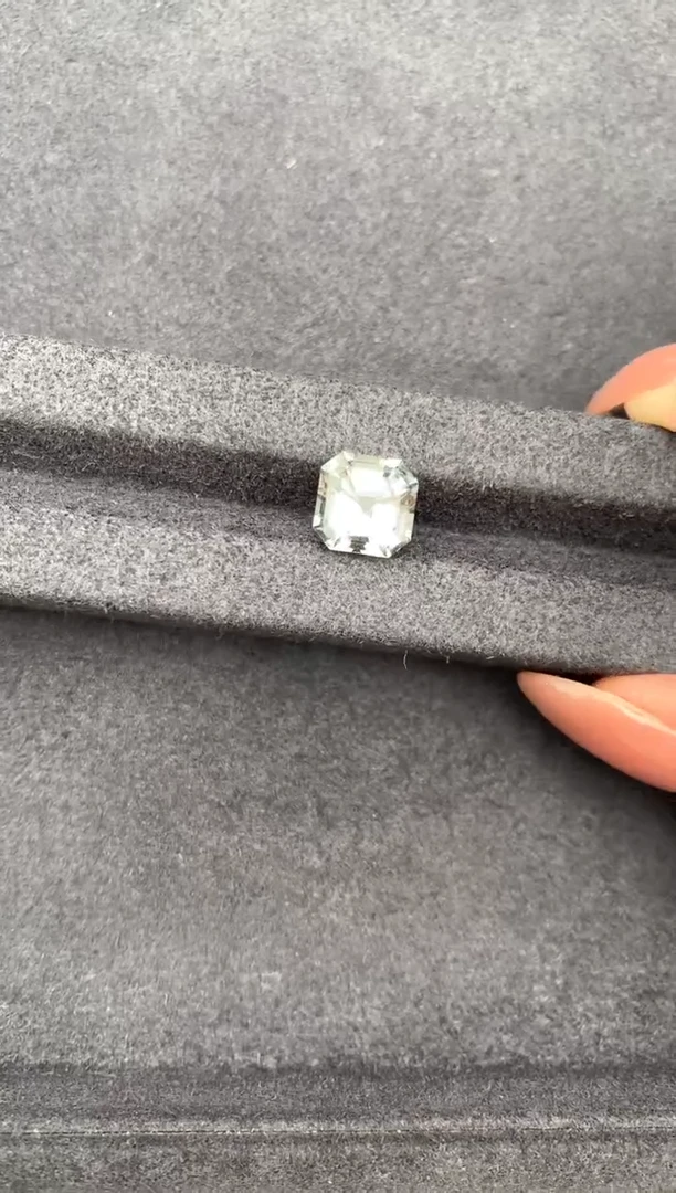 绿柱石裸石3ct白海蓝  FH  定制