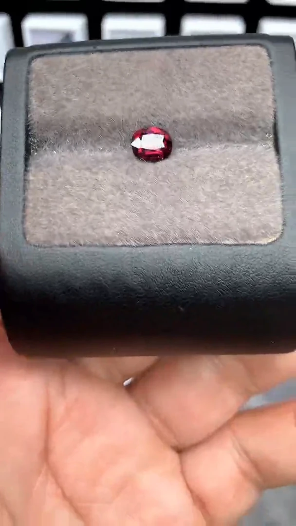 裸石未镶嵌尖晶石1.46克拉