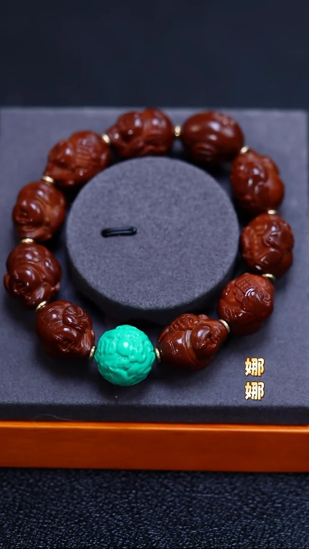 吊坠橄榄核仁**哥橄榄核