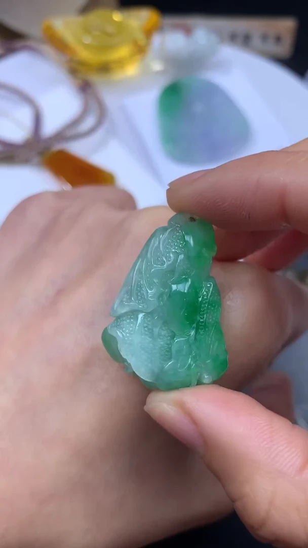 【闪购商品】定制翡翠未镶嵌翡翠