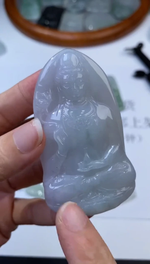 未镶嵌挂件翡翠305902     多人