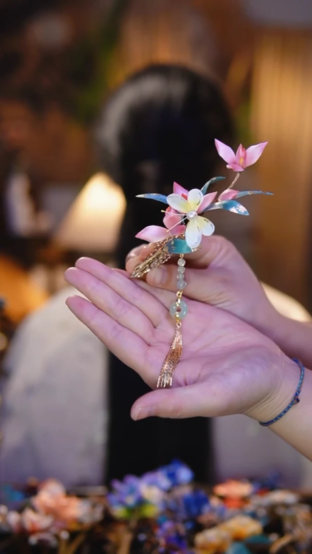 木非遗绒花工艺粉兰