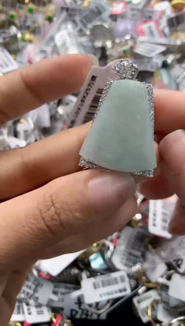 银S925镶嵌戒指翡翠888    7