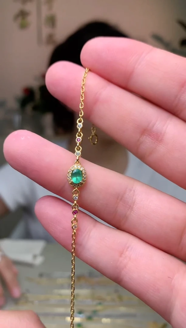 银S925镶嵌颈饰祖母绿手链