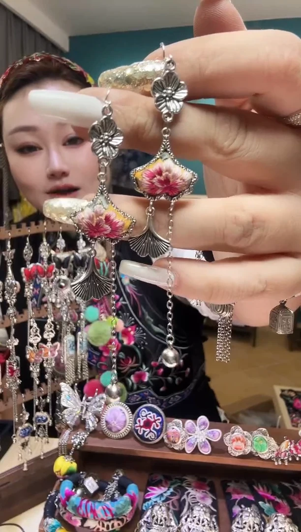 刺绣纯手工民族风刺绣耳环