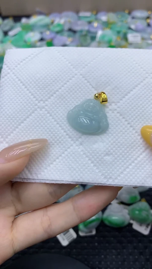 颈饰未镶嵌翡翠天然缅甸翡翠A货