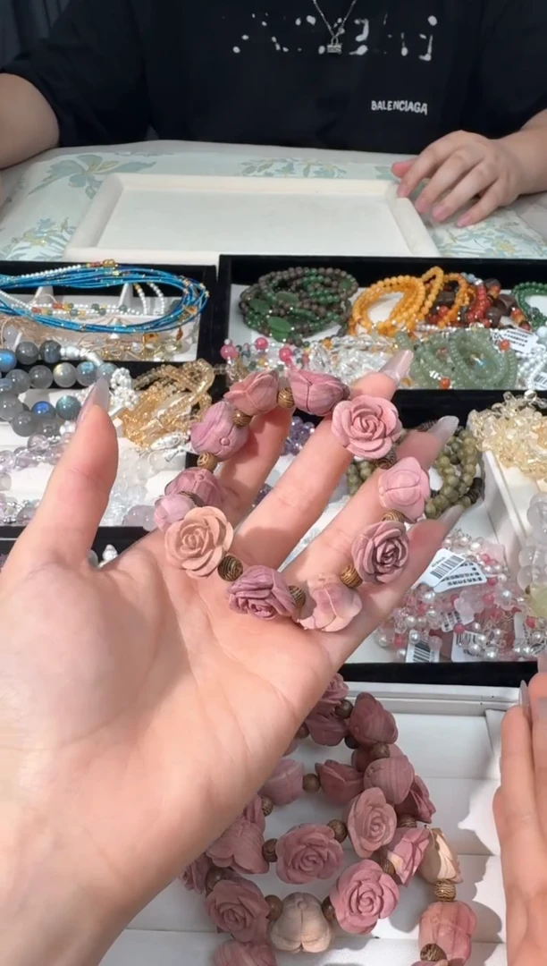 水晶手链未镶嵌N001粉花花木头设计款