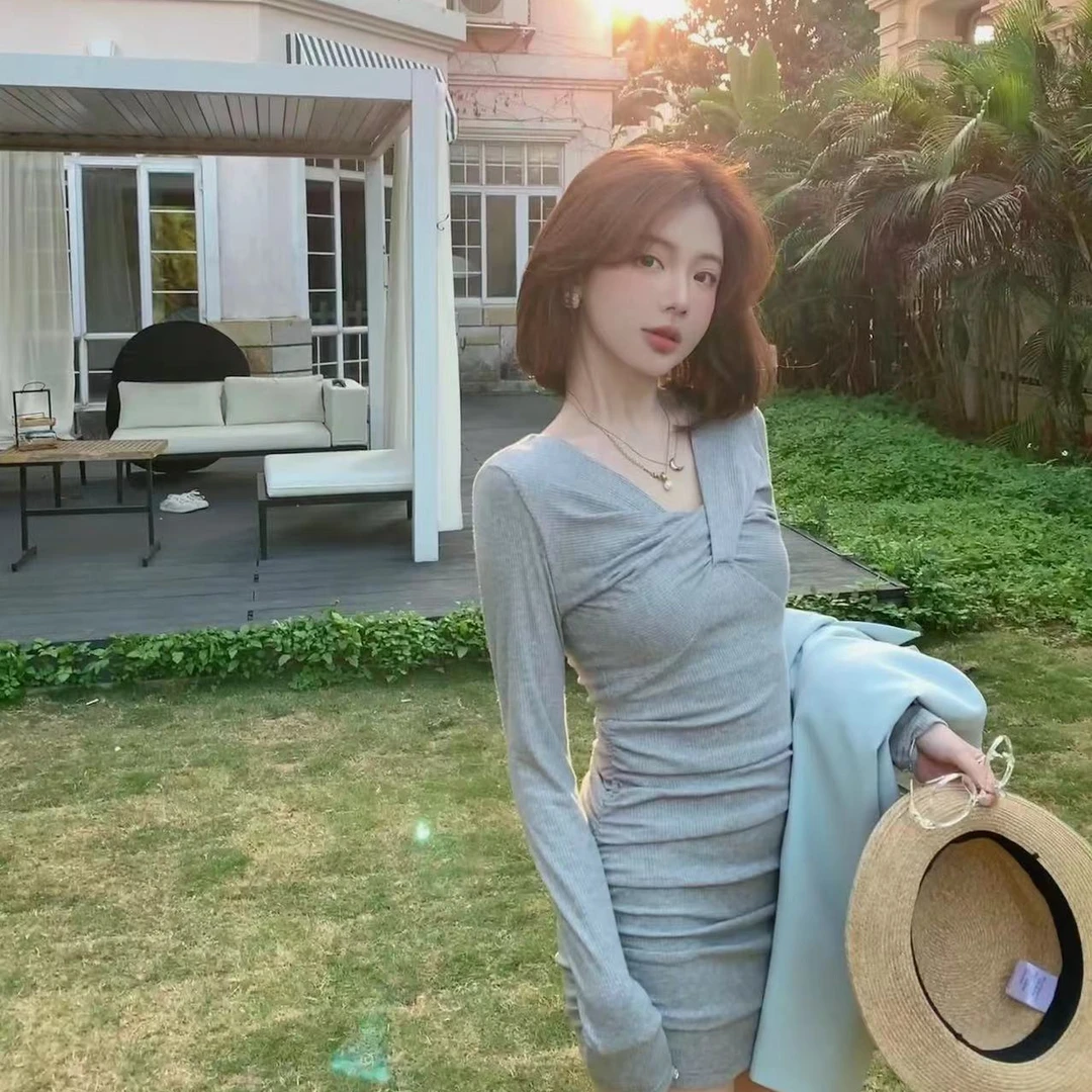 【芝士Cheese】微醺甜茶 软糯针织连衣裙显瘦气质长袖时尚包臀裙