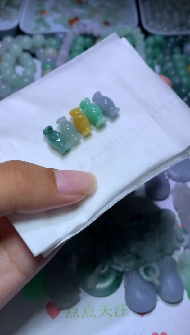 定制翡翠未镶嵌二****分MJX023723