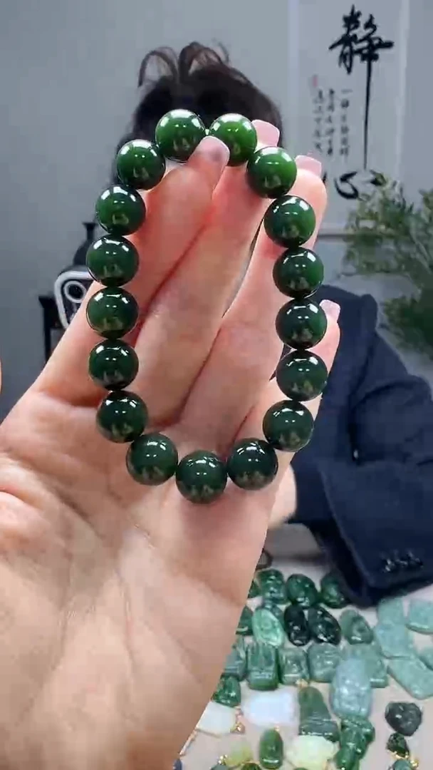 未镶嵌和田玉挂件12