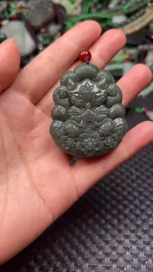 【闪购商品】和田玉颈饰未镶嵌1