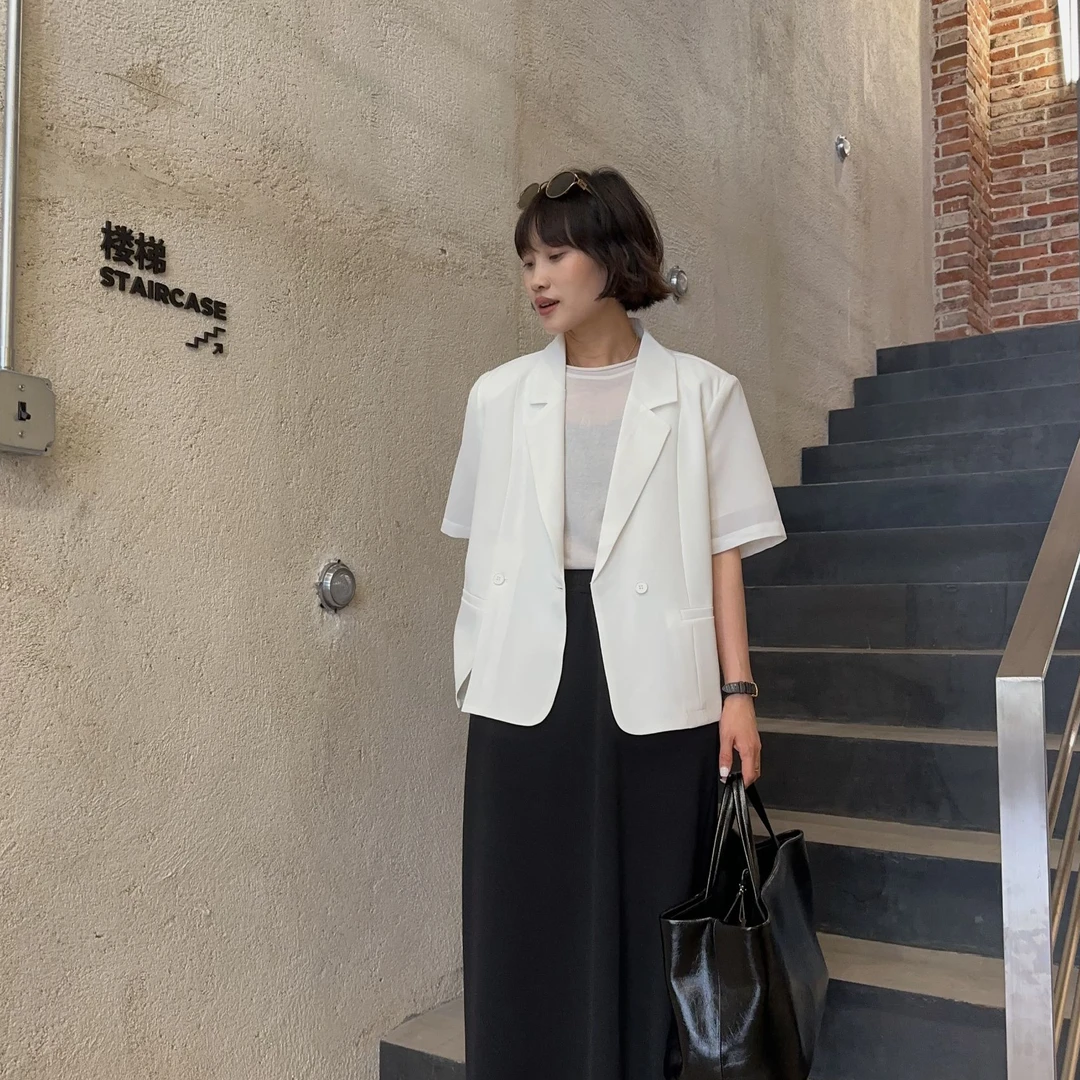 CHA MA GO DO06359小众气质通勤v领短袖西服