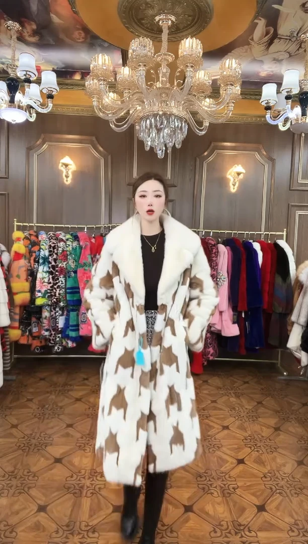 时尚新款貂皮大衣