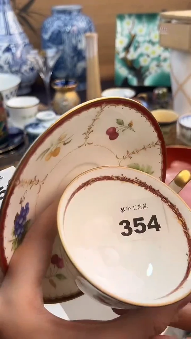 瓷片嘻*呢A瓷片      354