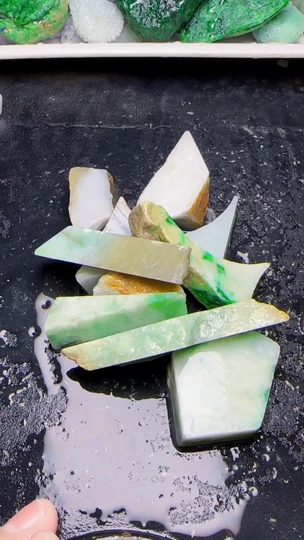 未镶嵌挂件翡翠金****8221