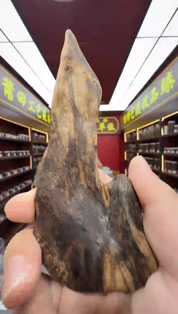 沉香吊坠多样性发一