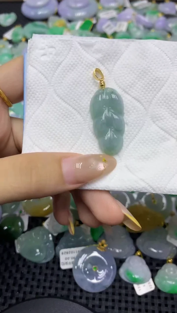 颈饰未镶嵌翡翠天然缅甸翡翠A货