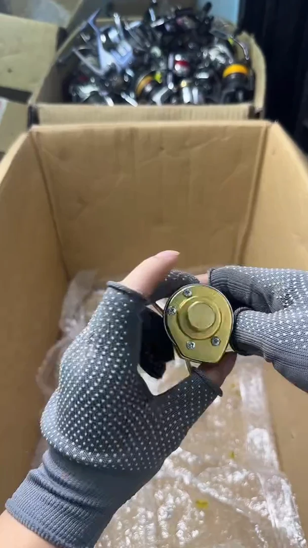 L****畅直播间讲解为准，看清楚再下单，如有拆卸不退不换！微瑕