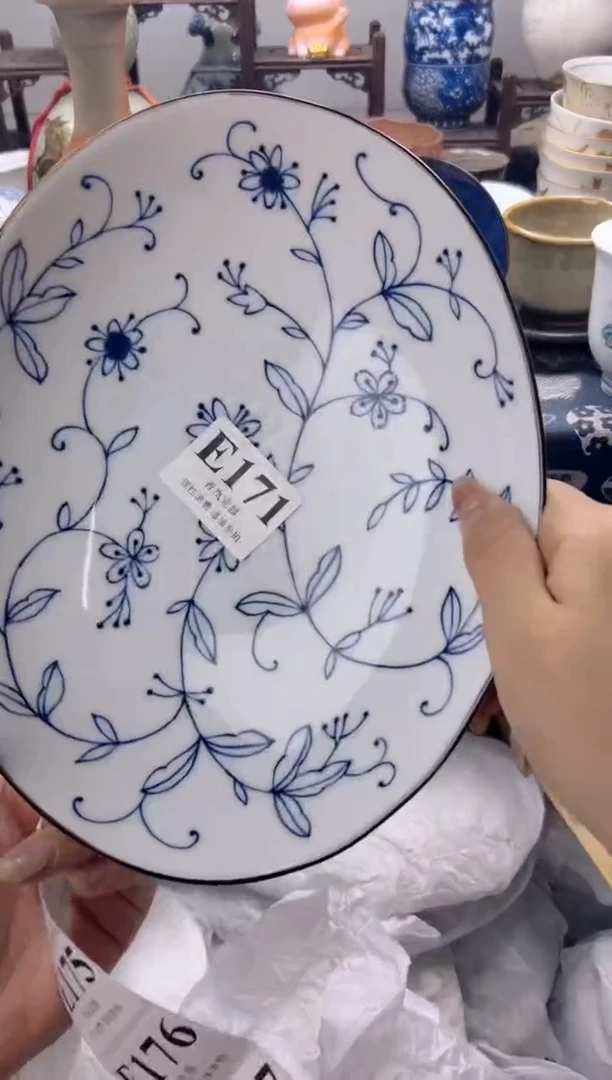 瓷片中****蕉  E171