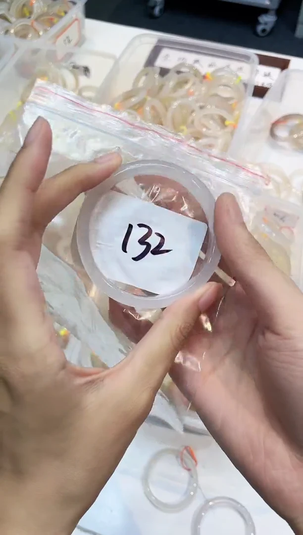 玛瑙/玉髓手镯未镶嵌132-57+