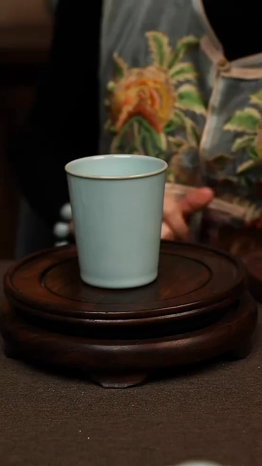 瓷片天青色全手可乐杯200ml 微瑕 不带礼盒