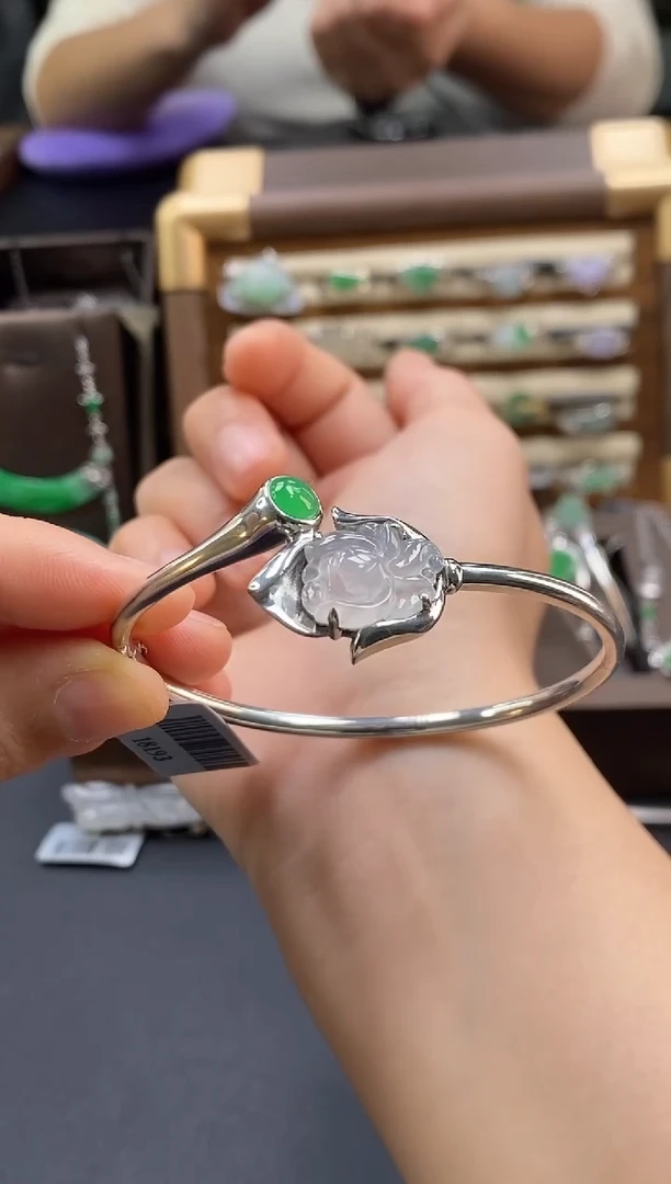 颈饰银S925镶嵌翡翠18193