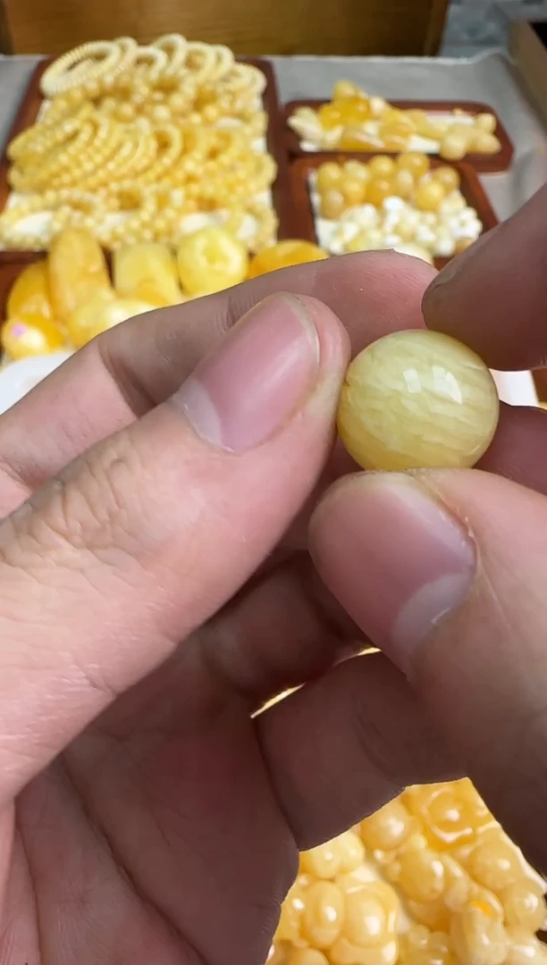 蜜蜡未镶嵌珠宝奇石蜜蜡