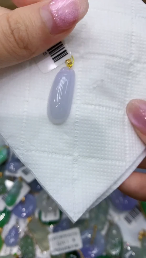 翡翠18K金镶嵌颈饰111111111111