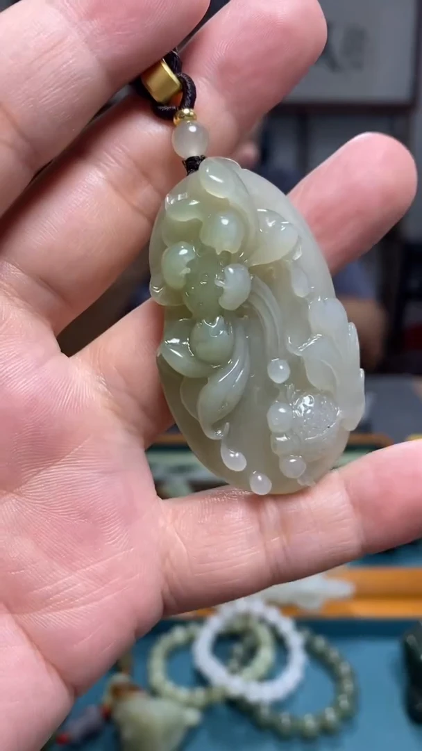 颈饰未镶嵌和田玉6
