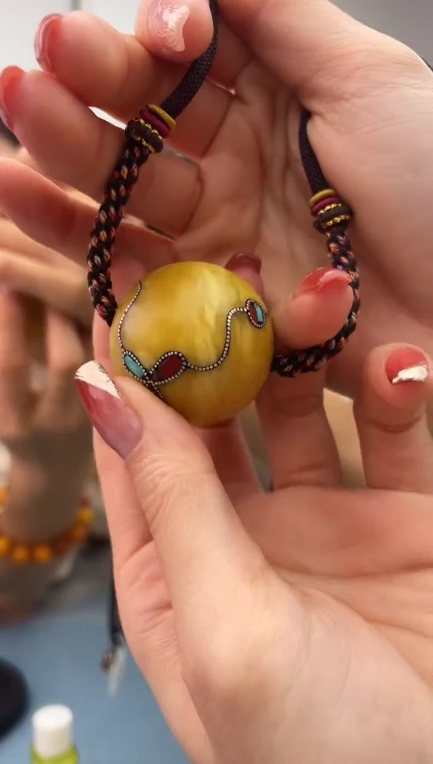 【闪购商品】蜜蜡珠宝奇石未镶嵌，假一罚十024