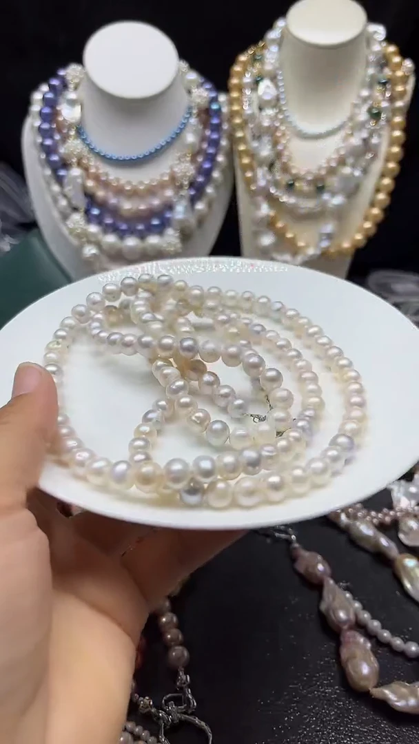 颈饰未镶嵌淡水珍珠多人